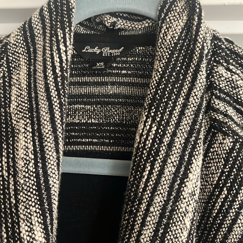 Lucky Brand Woman's Extra Small Cardigan Sweater Black Gray - Picture 2 of 10